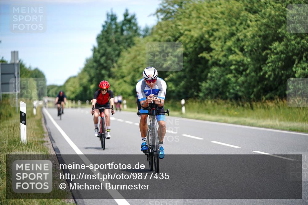 21.06.2026 - Viking Triathlon Michael Burmester http://msf.ph/oto/9877435 21.06.2026 13:00:59 Radfahren 138, 283, 377, 416, 511, 515, 521, 529, 542, 664 meine-sportfotos.de
