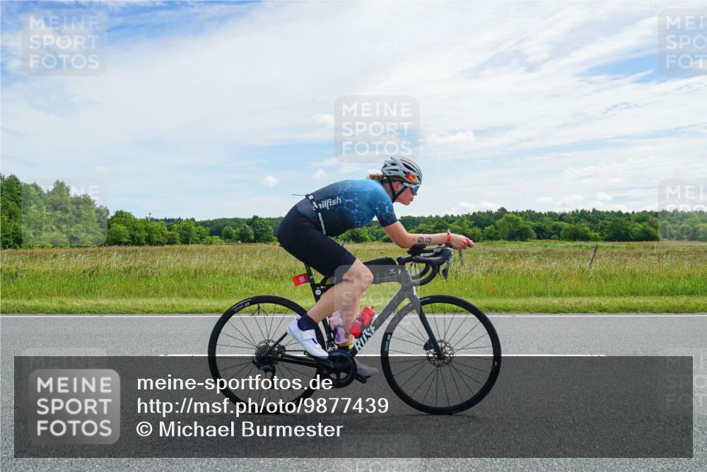 21.06.2026 - Viking Triathlon Michael Burmester http://msf.ph/oto/9877439 21.06.2026 12:05:08 Radfahren 83, 98, 142, 304, 380, 542, 642, 645, 669 meine-sportfotos.de