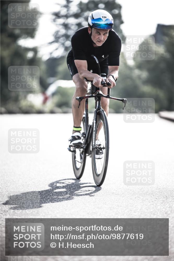 21.06.2026 - 29. Vierlanden-Triathlon H.Heesch http://msf.ph/oto/9877619 21.06.2026 09:03:51 Radfahren 26, 124 meine-sportfotos.de