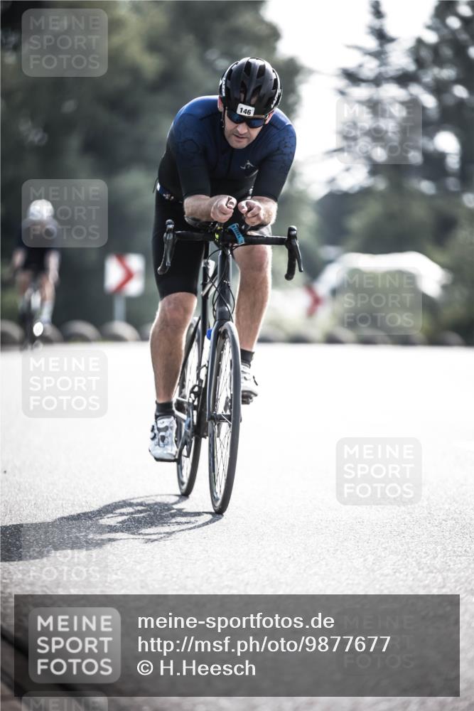 21.06.2026 - 29. Vierlanden-Triathlon H.Heesch http://msf.ph/oto/9877677 21.06.2026 09:04:43 Radfahren 50, 81, 98, 146 meine-sportfotos.de