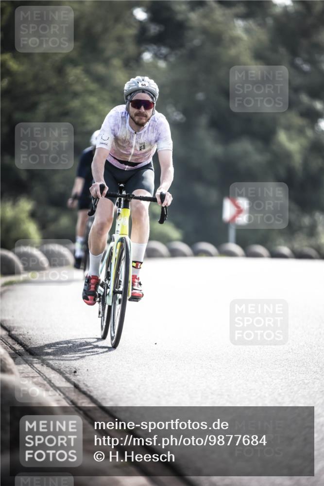 21.06.2026 - 29. Vierlanden-Triathlon H.Heesch http://msf.ph/oto/9877684 21.06.2026 09:04:45 Radfahren 50, 70, 81, 98, 146 meine-sportfotos.de