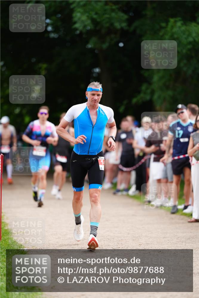21.06.2026 - 29. Vierlanden-Triathlon LAZAROV Photography http://msf.ph/oto/9877688 21.06.2026 11:39:41 Laufen  meine-sportfotos.de