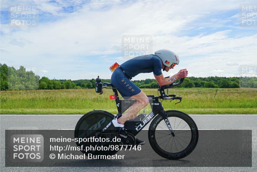 21.06.2026 - Viking Triathlon Michael Burmester http://msf.ph/oto/9877746 21.06.2026 12:09:00 Radfahren 63, 72, 84, 115, 123, 162, 181, 224, 359, 370, 409, 427, 500 meine-sportfotos.de