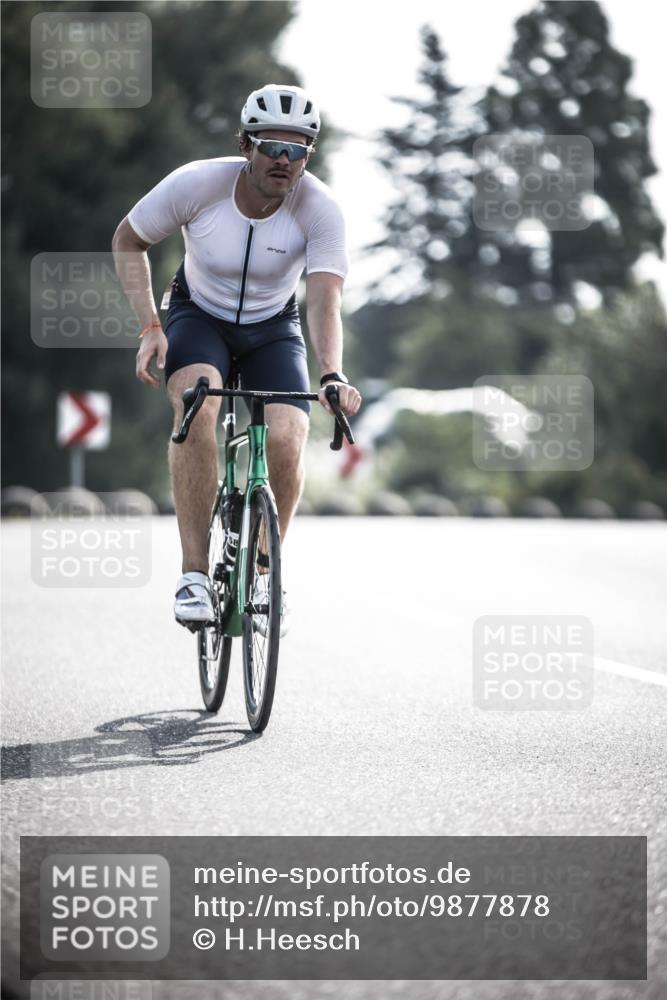 21.06.2026 - 29. Vierlanden-Triathlon H.Heesch http://msf.ph/oto/9877878 21.06.2026 09:05:32 Radfahren 58 meine-sportfotos.de