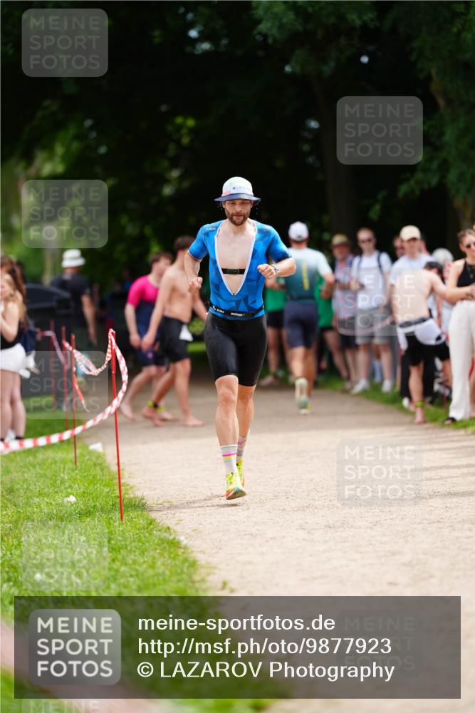 21.06.2026 - 29. Vierlanden-Triathlon LAZAROV Photography http://msf.ph/oto/9877923 21.06.2026 11:42:53 Laufen  meine-sportfotos.de