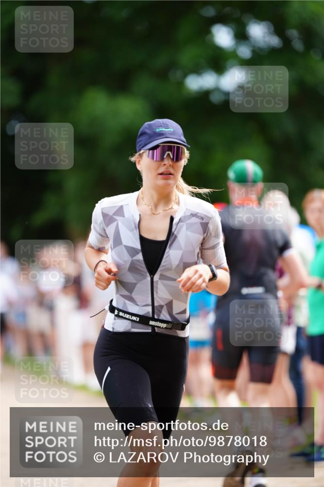21.06.2026 - 29. Vierlanden-Triathlon LAZAROV Photography http://msf.ph/oto/9878018 21.06.2026 11:44:07 Laufen  meine-sportfotos.de