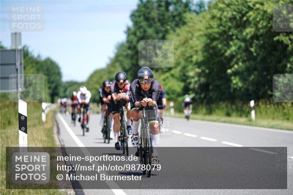 21.06.2026 - Viking Triathlon Michael Burmester http://msf.ph/oto/9878079 21.06.2026 13:06:45 Radfahren 59, 222, 233, 374, 516, 523, 564, 636 meine-sportfotos.de