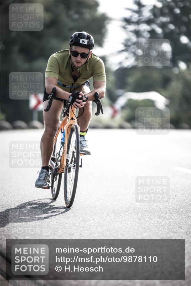 21.06.2026 - 29. Vierlanden-Triathlon H.Heesch http://msf.ph/oto/9878110 21.06.2026 09:06:15 Radfahren 92 meine-sportfotos.de