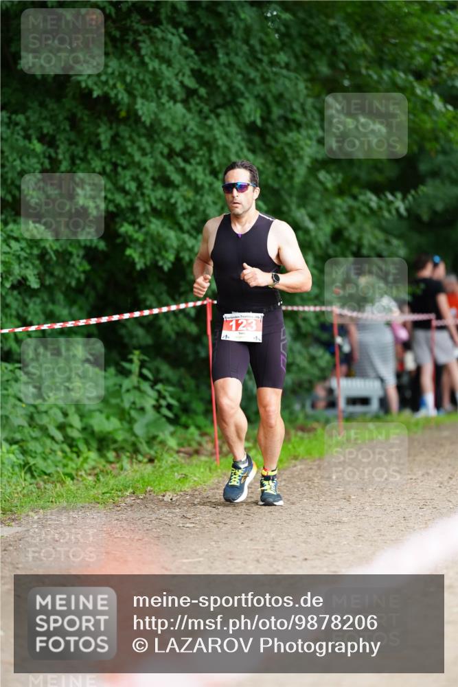 21.06.2026 - 29. Vierlanden-Triathlon LAZAROV Photography http://msf.ph/oto/9878206 21.06.2026 11:54:06 Laufen 202, 123 meine-sportfotos.de