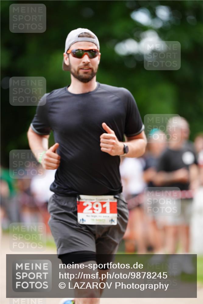 21.06.2026 - 29. Vierlanden-Triathlon LAZAROV Photography http://msf.ph/oto/9878245 21.06.2026 11:54:24 Laufen 291 meine-sportfotos.de