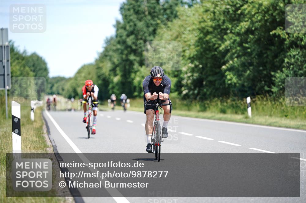 21.06.2026 - Viking Triathlon Michael Burmester http://msf.ph/oto/9878277 21.06.2026 13:07:25 Radfahren 59, 70, 345 meine-sportfotos.de