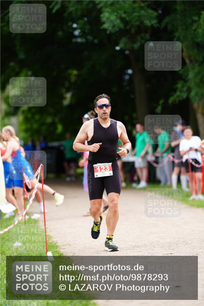 21.06.2026 - 29. Vierlanden-Triathlon LAZAROV Photography http://msf.ph/oto/9878293 21.06.2026 11:55:00 Laufen 202, 123 meine-sportfotos.de