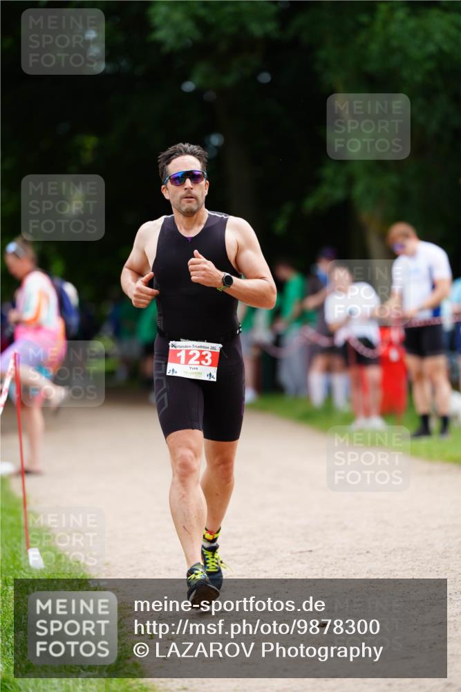 21.06.2026 - 29. Vierlanden-Triathlon LAZAROV Photography http://msf.ph/oto/9878300 21.06.2026 11:55:01 Laufen 202, 123 meine-sportfotos.de