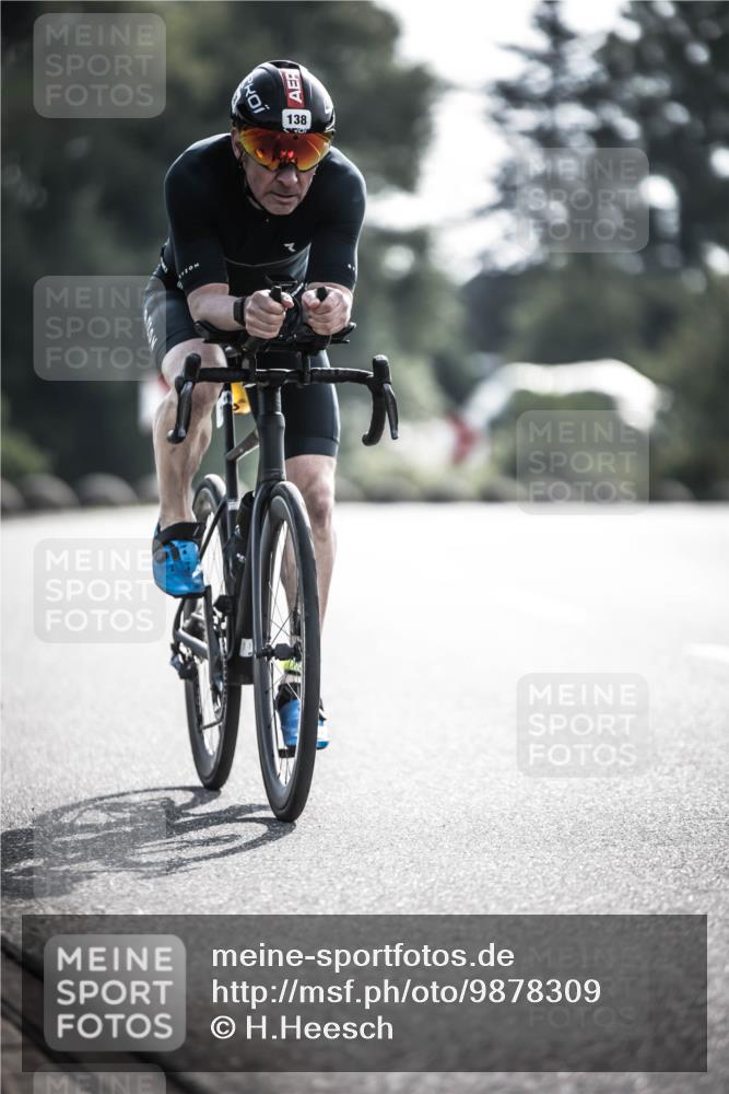 21.06.2026 - 29. Vierlanden-Triathlon H.Heesch http://msf.ph/oto/9878309 21.06.2026 09:07:30 Radfahren 60, 121, 138 meine-sportfotos.de