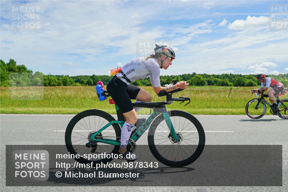 21.06.2026 - Viking Triathlon Michael Burmester http://msf.ph/oto/9878343 21.06.2026 12:16:52 Radfahren 47, 193, 229, 242, 278, 300, 311, 311, 453, 466, 479, 524, 536, 537 meine-sportfotos.de