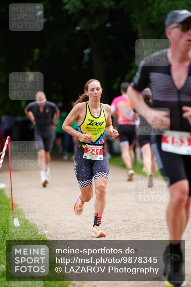 21.06.2026 - 29. Vierlanden-Triathlon LAZAROV Photography http://msf.ph/oto/9878345 21.06.2026 11:55:26 Laufen 202, 241 meine-sportfotos.de