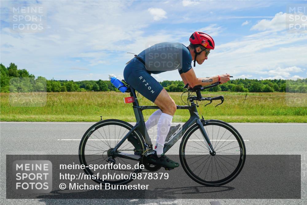 21.06.2026 - Viking Triathlon Michael Burmester http://msf.ph/oto/9878379 21.06.2026 12:17:56 Radfahren 200, 253, 285, 354, 354, 363, 404, 439, 440, 458, 461, 539, 550, 568, 576, 604 meine-sportfotos.de