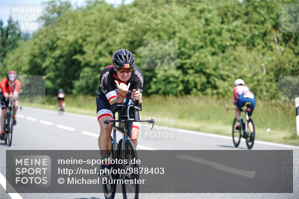 21.06.2026 - Viking Triathlon Michael Burmester http://msf.ph/oto/9878403 21.06.2026 13:07:48 Radfahren 143, 329, 538, 577, 650 meine-sportfotos.de