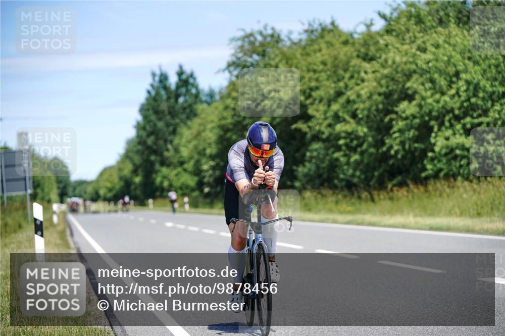 21.06.2026 - Viking Triathlon Michael Burmester http://msf.ph/oto/9878456 21.06.2026 13:08:07 Radfahren 143, 399, 505 meine-sportfotos.de