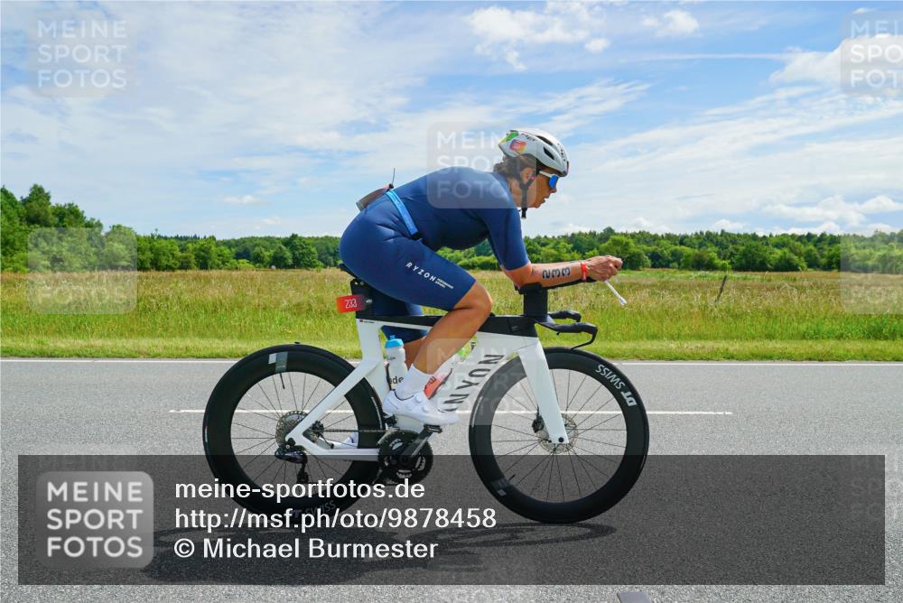 21.06.2026 - Viking Triathlon Michael Burmester http://msf.ph/oto/9878458 21.06.2026 12:18:51 Radfahren 31, 52, 80, 170, 217, 233, 323, 371, 452, 496 meine-sportfotos.de