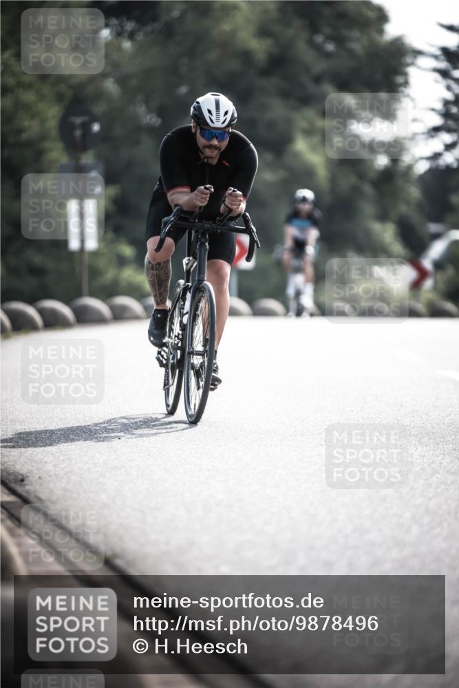 21.06.2026 - 29. Vierlanden-Triathlon H.Heesch http://msf.ph/oto/9878496 21.06.2026 09:08:03 Radfahren 52, 93 meine-sportfotos.de