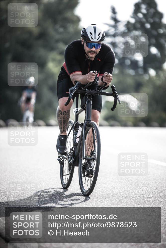 21.06.2026 - 29. Vierlanden-Triathlon H.Heesch http://msf.ph/oto/9878523 21.06.2026 09:08:04 Radfahren 52, 93 meine-sportfotos.de