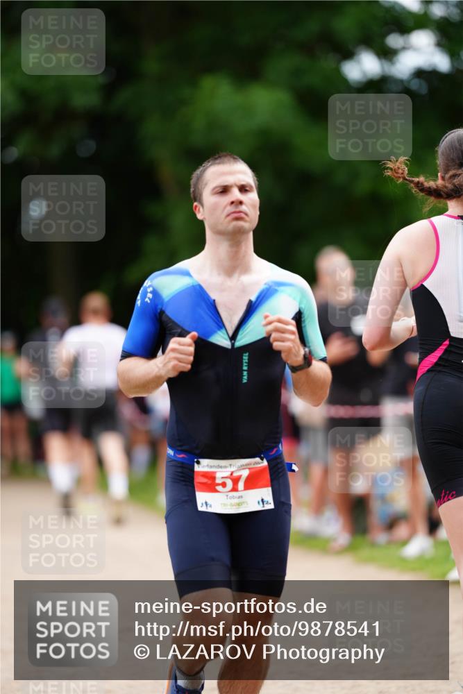 21.06.2026 - 29. Vierlanden-Triathlon LAZAROV Photography http://msf.ph/oto/9878541 21.06.2026 11:57:05 Laufen  meine-sportfotos.de