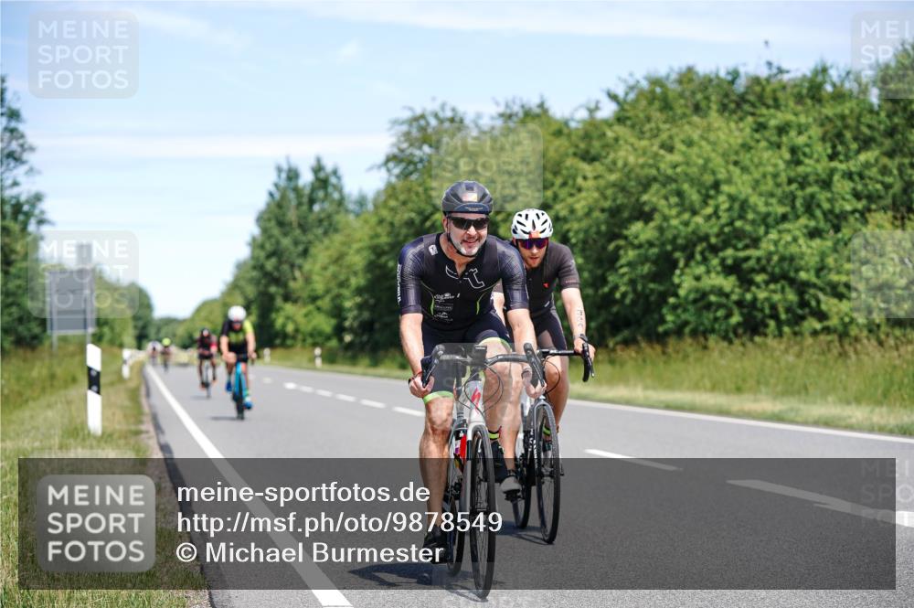 21.06.2026 - Viking Triathlon Michael Burmester http://msf.ph/oto/9878549 21.06.2026 13:08:29 Radfahren 134, 158, 182, 183, 207, 318, 324, 325, 398, 399, 505 meine-sportfotos.de