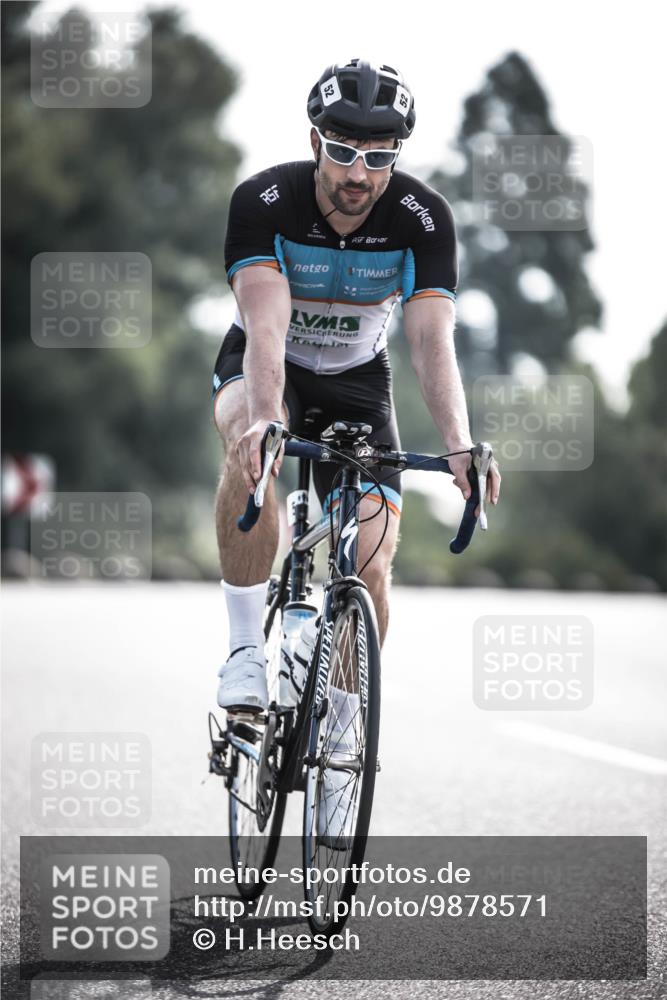 21.06.2026 - 29. Vierlanden-Triathlon H.Heesch http://msf.ph/oto/9878571 21.06.2026 09:08:09 Radfahren 52 meine-sportfotos.de