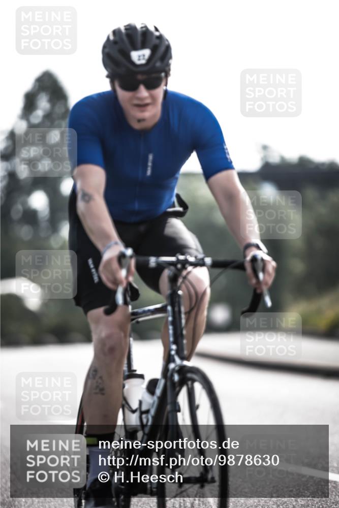 21.06.2026 - 29. Vierlanden-Triathlon H.Heesch http://msf.ph/oto/9878630 21.06.2026 09:08:35 Radfahren 22 meine-sportfotos.de