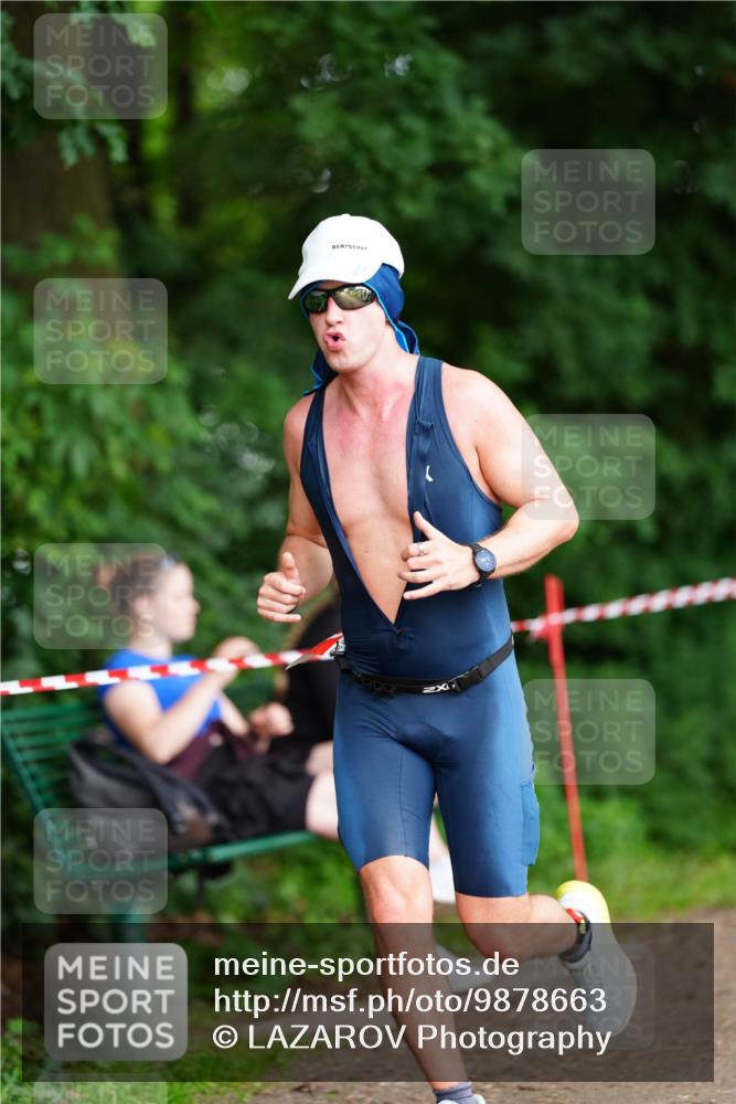 21.06.2026 - 29. Vierlanden-Triathlon LAZAROV Photography http://msf.ph/oto/9878663 21.06.2026 11:58:33 Laufen  meine-sportfotos.de
