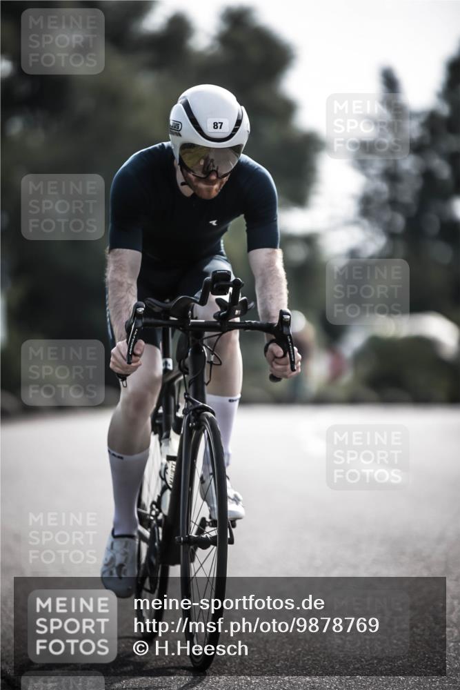 21.06.2026 - 29. Vierlanden-Triathlon H.Heesch http://msf.ph/oto/9878769 21.06.2026 09:09:48 Radfahren 87, 240 meine-sportfotos.de