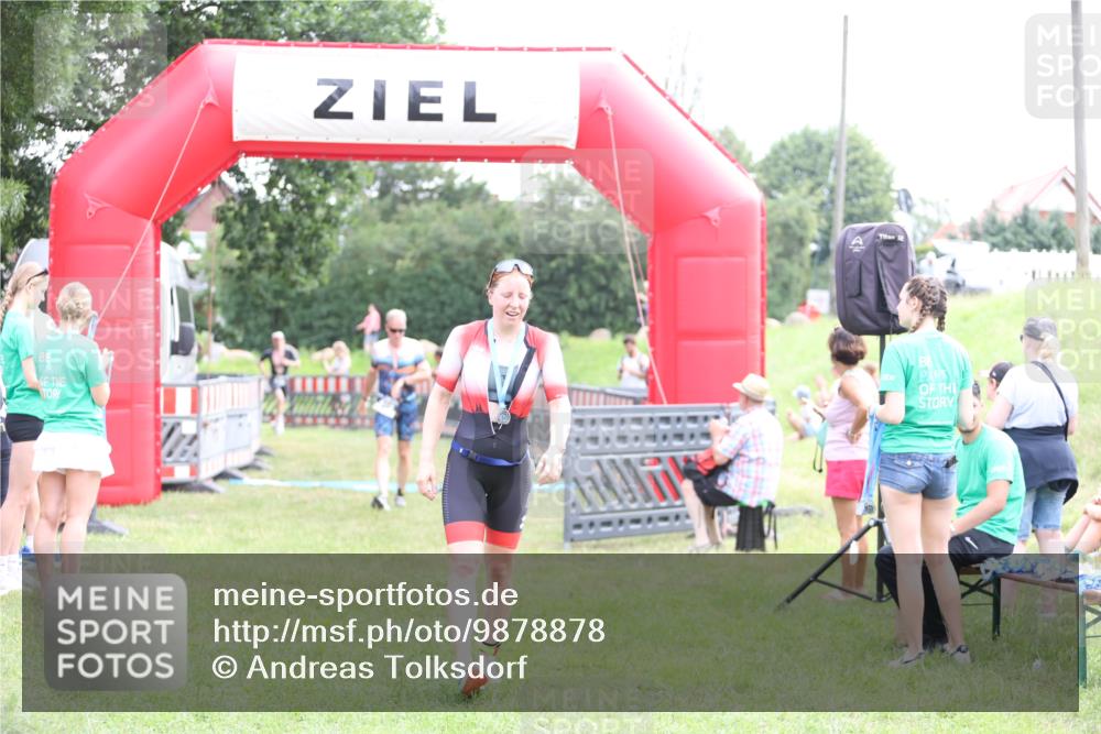 21.06.2026 - 29. Vierlanden-Triathlon Andreas Tolksdorf http://msf.ph/oto/9878878 21.06.2026 11:16:34 Ziel 347, 449, 474, 347, 449, 474 meine-sportfotos.de