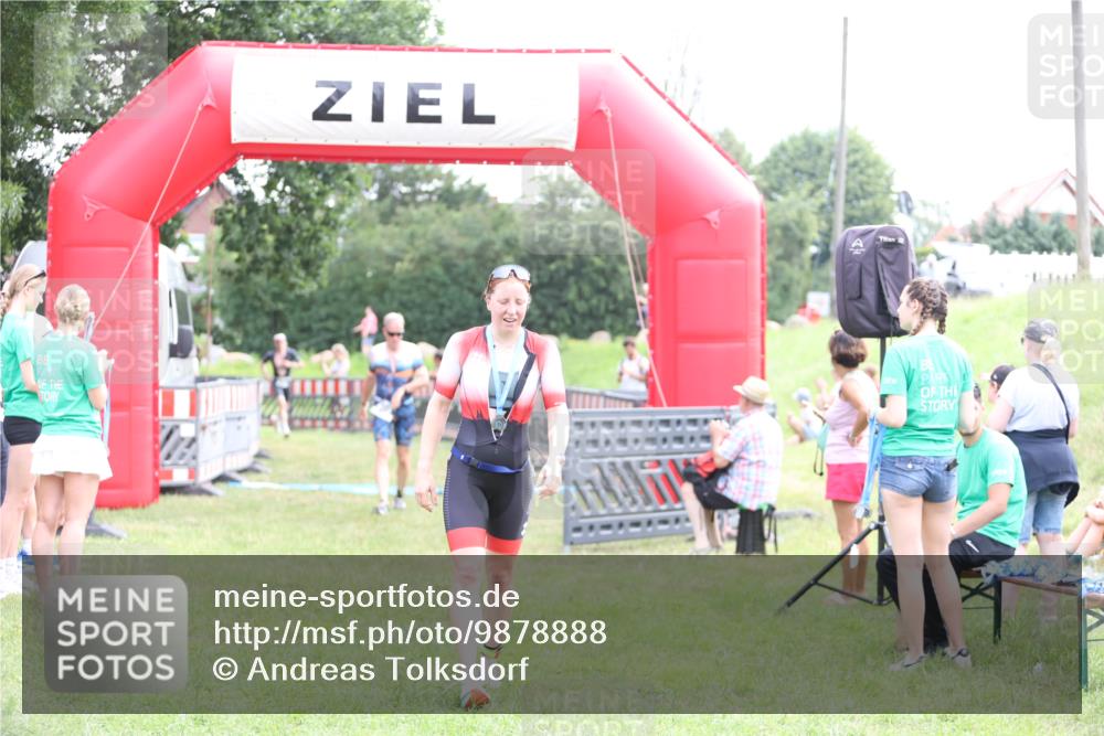 21.06.2026 - 29. Vierlanden-Triathlon Andreas Tolksdorf http://msf.ph/oto/9878888 21.06.2026 11:16:34 Ziel 347, 449, 474, 347, 449, 474 meine-sportfotos.de