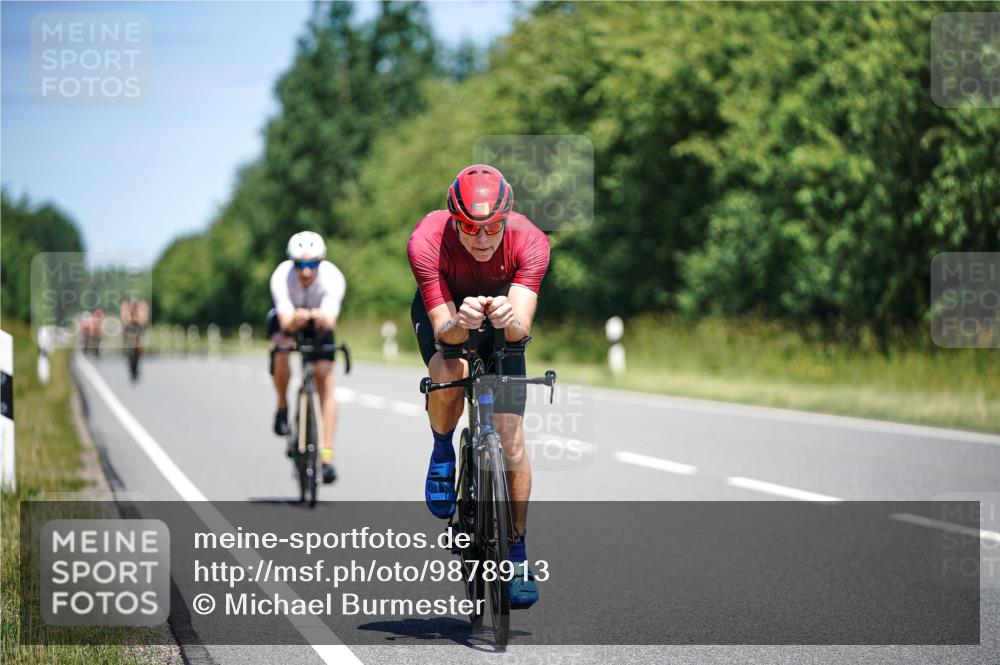 21.06.2026 - Viking Triathlon Michael Burmester http://msf.ph/oto/9878913 21.06.2026 13:10:53 Radfahren 178, 258, 306, 353 meine-sportfotos.de