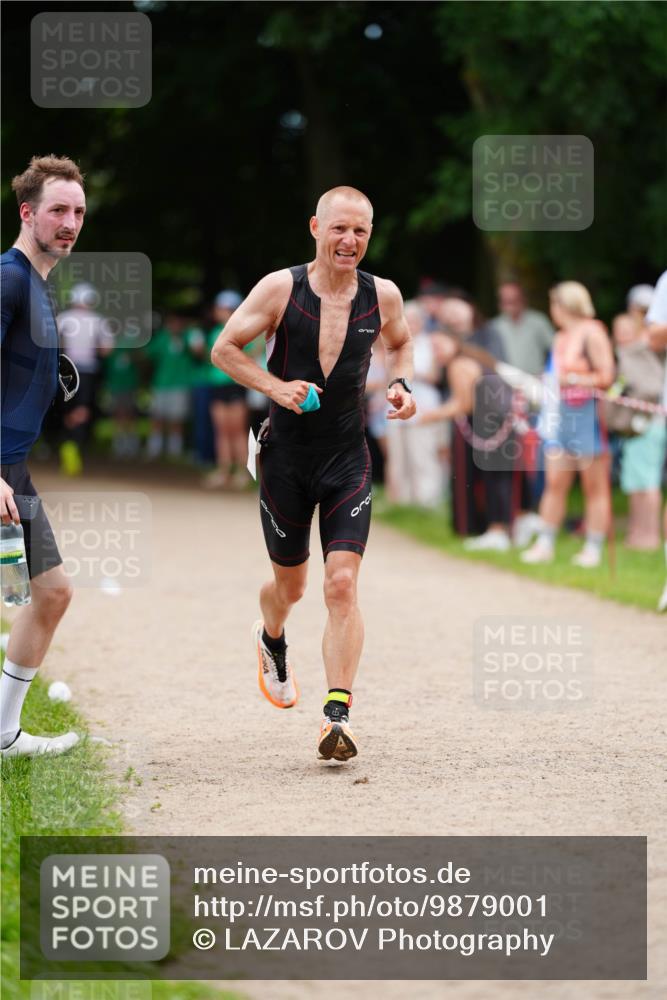 21.06.2026 - 29. Vierlanden-Triathlon LAZAROV Photography http://msf.ph/oto/9879001 21.06.2026 12:07:34 Laufen  meine-sportfotos.de