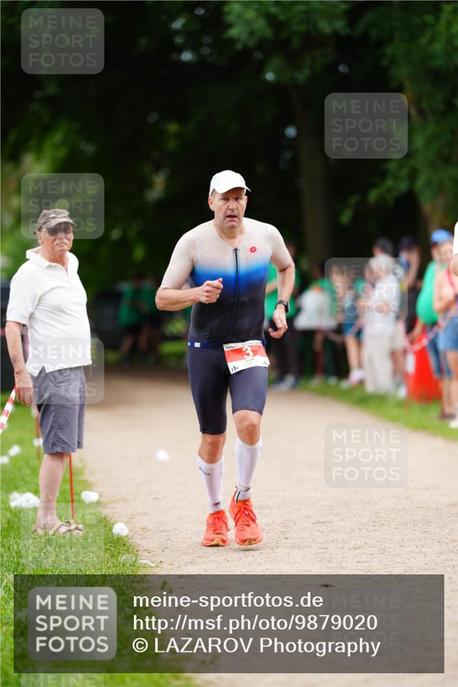 21.06.2026 - 29. Vierlanden-Triathlon LAZAROV Photography http://msf.ph/oto/9879020 21.06.2026 12:07:50 Laufen  meine-sportfotos.de