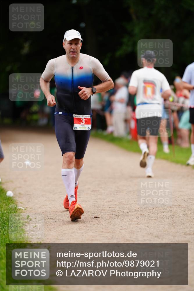 21.06.2026 - 29. Vierlanden-Triathlon LAZAROV Photography http://msf.ph/oto/9879021 21.06.2026 12:07:51 Laufen 2, 3 meine-sportfotos.de