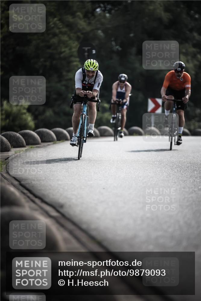 21.06.2026 - 29. Vierlanden-Triathlon H.Heesch http://msf.ph/oto/9879093 21.06.2026 09:10:48 Radfahren 37, 76, 158, 168, 283 meine-sportfotos.de