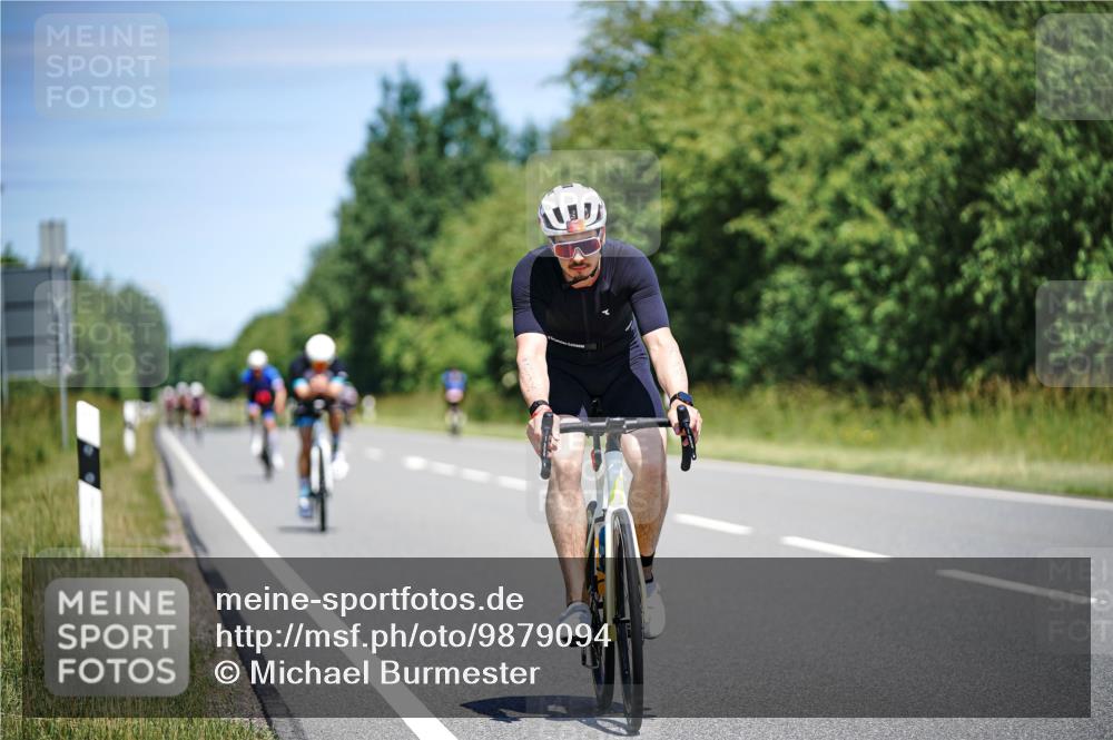 21.06.2026 - Viking Triathlon Michael Burmester http://msf.ph/oto/9879094 21.06.2026 13:11:28 Radfahren 313, 424, 470, 494 meine-sportfotos.de