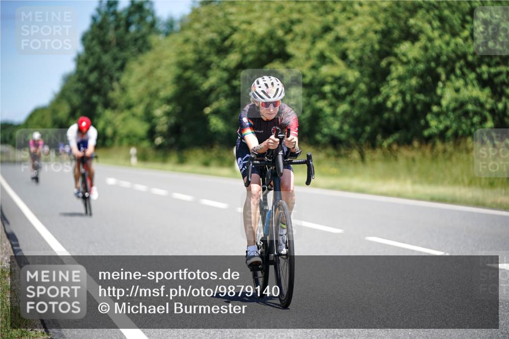 21.06.2026 - Viking Triathlon Michael Burmester http://msf.ph/oto/9879140 21.06.2026 13:11:40 Radfahren 494, 534 meine-sportfotos.de