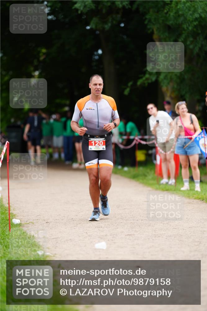 21.06.2026 - 29. Vierlanden-Triathlon LAZAROV Photography http://msf.ph/oto/9879158 21.06.2026 12:08:50 Laufen 120 meine-sportfotos.de