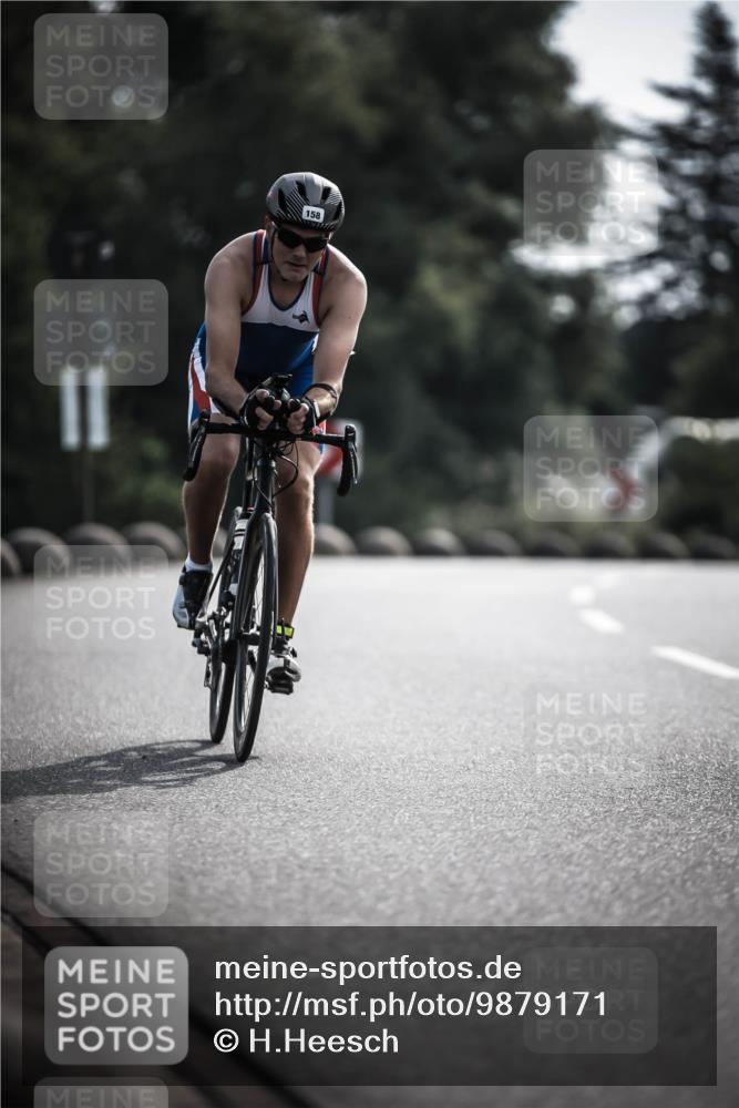 21.06.2026 - 29. Vierlanden-Triathlon H.Heesch http://msf.ph/oto/9879171 21.06.2026 09:10:50 Radfahren 37, 76, 158, 168, 283 meine-sportfotos.de