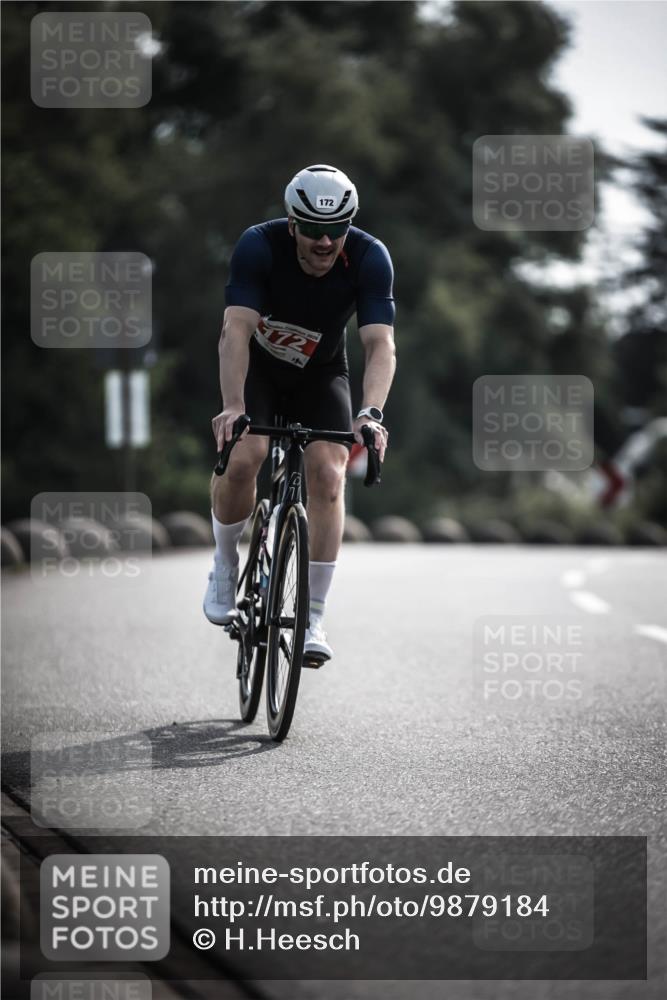 21.06.2026 - 29. Vierlanden-Triathlon H.Heesch http://msf.ph/oto/9879184 21.06.2026 09:11:04 Radfahren 24, 107, 172 meine-sportfotos.de