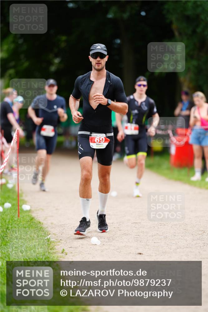 21.06.2026 - 29. Vierlanden-Triathlon LAZAROV Photography http://msf.ph/oto/9879237 21.06.2026 12:09:29 Laufen 69 meine-sportfotos.de