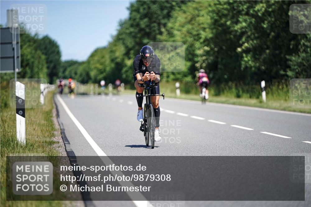 21.06.2026 - Viking Triathlon Michael Burmester http://msf.ph/oto/9879308 21.06.2026 13:13:30 Radfahren 54, 322, 375 meine-sportfotos.de