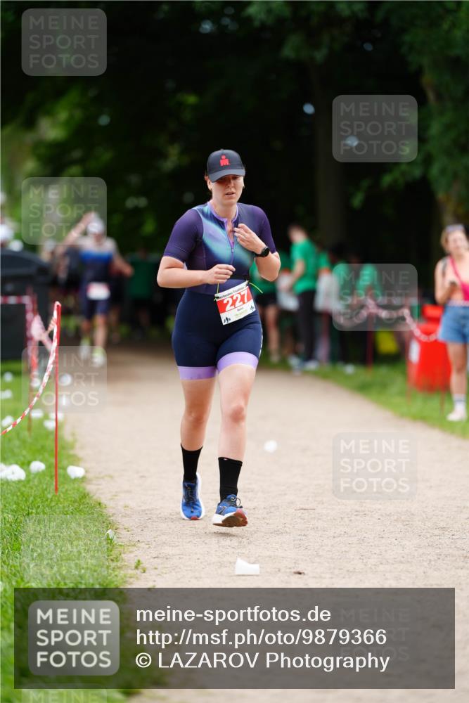 21.06.2026 - 29. Vierlanden-Triathlon LAZAROV Photography http://msf.ph/oto/9879366 21.06.2026 12:10:27 Laufen 227 meine-sportfotos.de