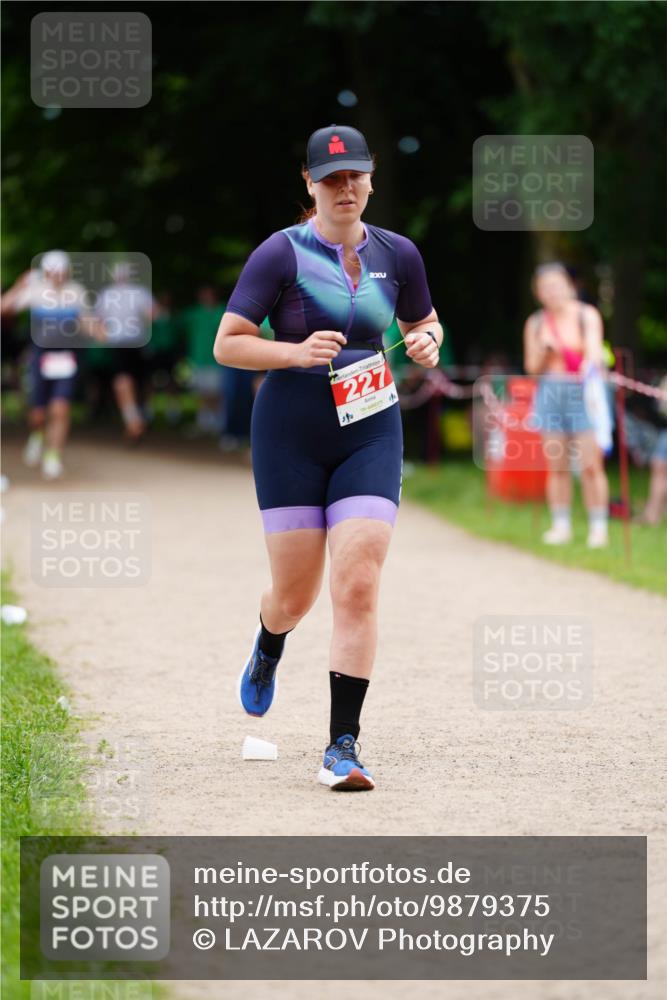 21.06.2026 - 29. Vierlanden-Triathlon LAZAROV Photography http://msf.ph/oto/9879375 21.06.2026 12:10:28 Laufen 227, 2 meine-sportfotos.de