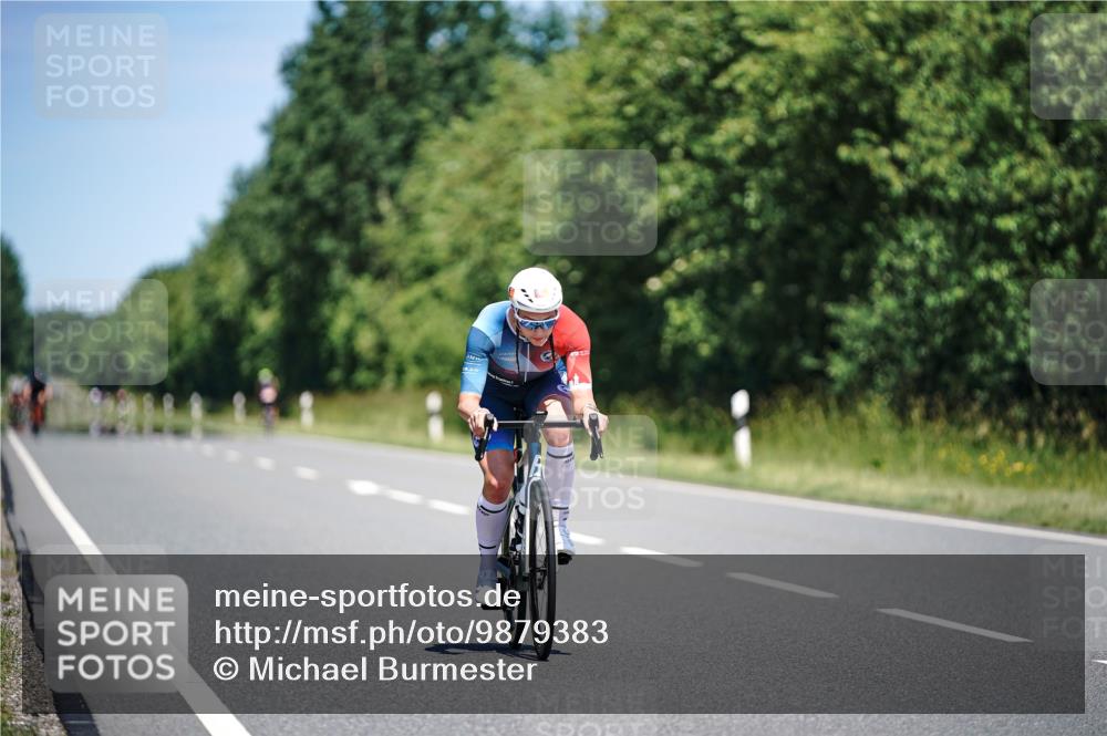 21.06.2026 - Viking Triathlon Michael Burmester http://msf.ph/oto/9879383 21.06.2026 13:14:03 Radfahren 124 meine-sportfotos.de