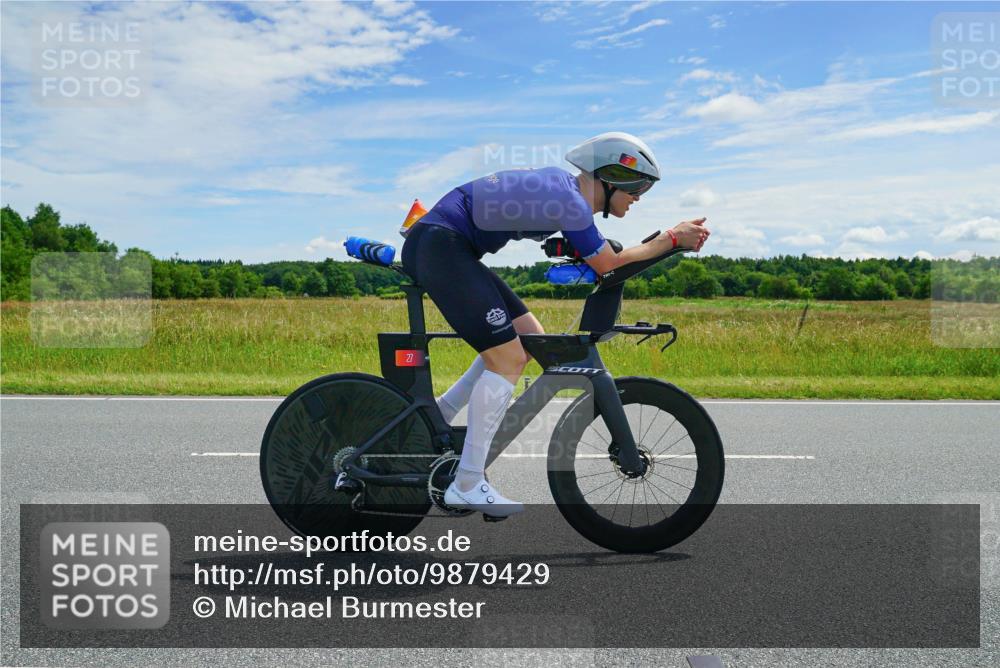 21.06.2026 - Viking Triathlon Michael Burmester http://msf.ph/oto/9879429 21.06.2026 12:31:53 Radfahren 27, 33, 75, 198, 337, 365, 382, 640, 658 meine-sportfotos.de